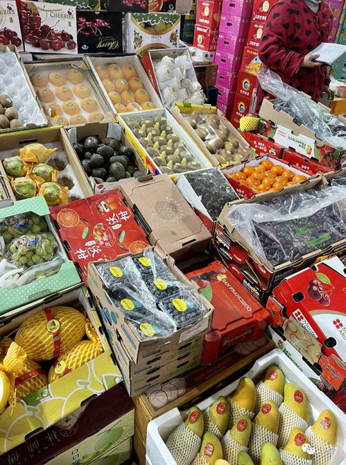 年前價格已 腰斬 杭州有商家掛出28.9元 斤的海報,但批發和零售價的區別有點大